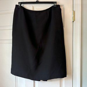 Black Skirt (Le Suit)